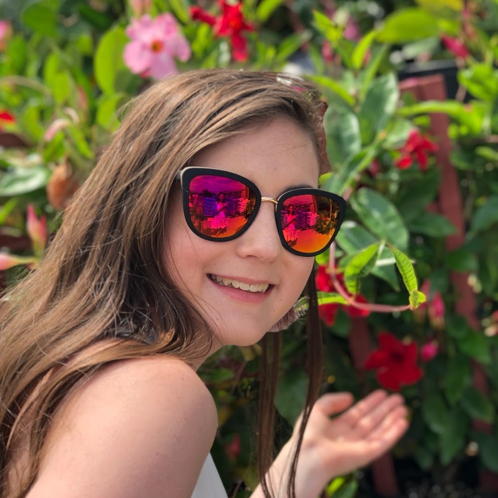 Meet your Posher, Madeline